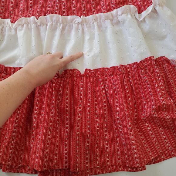 Mako Hawaii Dress Womens 10 Red White Muumuu Eyelet Ruffle Maxi Style 6947 - Picture 11 of 12